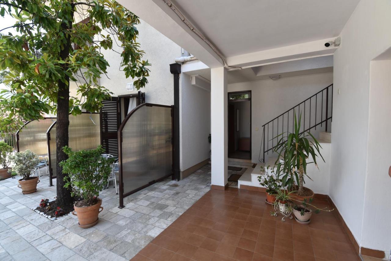 Studio Apartments 6 Palmi Budva Buitenkant foto