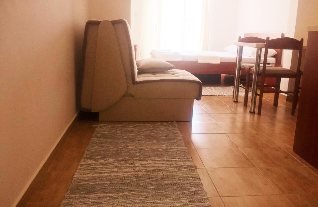 Studio Apartments 6 Palmi Budva Buitenkant foto
